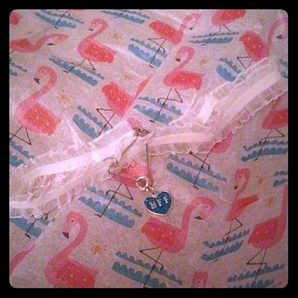 NWT white elastic ruffled choker w/BFF charm